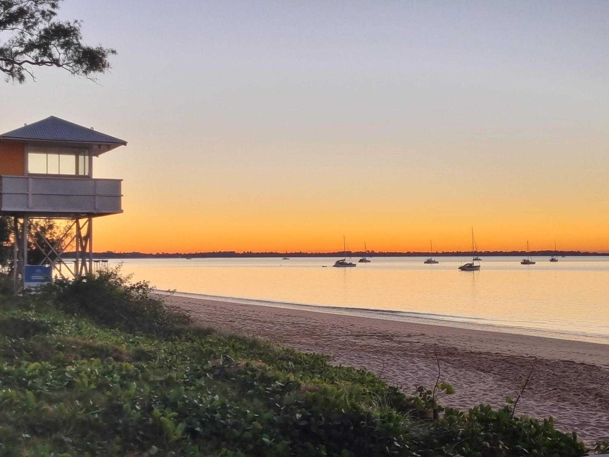 Charlton On The Esplanade Hervey Bay