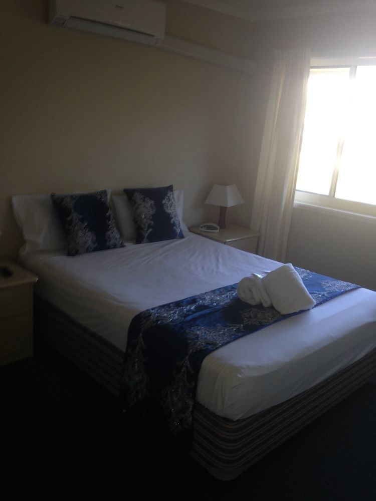 Charlton On The Esplanade Aparthotel